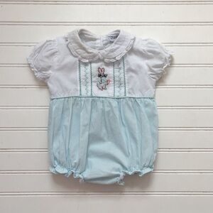 SMOCKINGBIRD VGUC Embroidered Peter Rabbit Peter Pan Collar Easter Bubble Romper